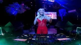 REGINA live from Zebbies Garden - Washington D.C.- LIVE CLUB TECH HOUSE DJ SET