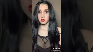 Simon tries to apologize to Izzy for dating bother her and Maia at the same time. Tik Tok