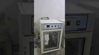 Fluid warming cabinet
