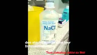 Tante Lettenbauer zeigt Zubehör bei  Aderlass für dünne Venen