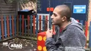 EE - Adili Ray Meets Marc Elliott (15 Dec 09)