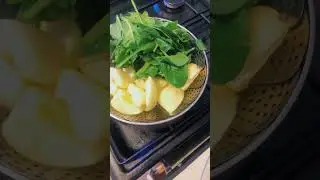 Spinach pur&eacute;e from 6+
