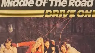stereo Yellow Boomerang - Middle Of The Road