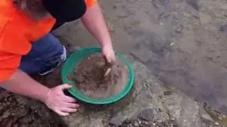 How to Pan crevice material