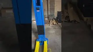 Classic 2 Post Hoist                    #hoist #classicliftaustralia