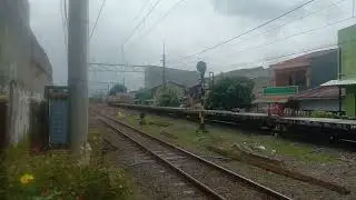 ASSALAMUALAIKUM SAHABAT DEWA WILLIAM KERETA GERBONG DATAR MASUK STASIUN DEPOK