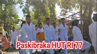 Regu Paskibraka menuju Lapangan guna Upacara HUT RI 77