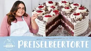 Preiselbeertorte – fruchtig, cremig, lecker und einfach wunderschön! 😍 I Einfach Backen