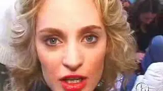 Amy Wesson - Model Minute