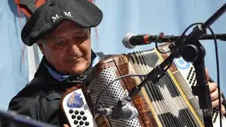 MONCHITO MERLO (SU HISTORIA). LA JUNTADA.
