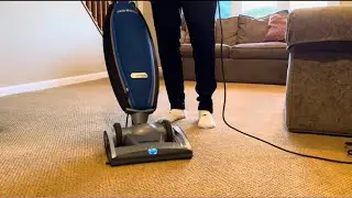 8 Hours Vacuum Sound and Video - Calming White noise from a Oreck Vacuum Cleaner