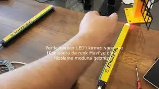 Schmersal Işık Perdesinin Mavi Işık Yardımı ile Hizalanması