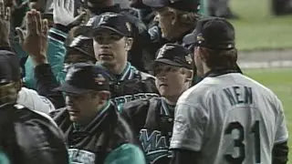 WS1997 Gm5: Nen gets final out, Marlins win