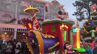 Disneyland Paris | Mickey's Dazzling Christmas Parade! | 09.12.2022
