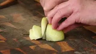 How to cut an onion | Stephanie Alexander