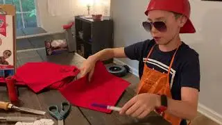 How to make a Remembrance Poppy for Veterans Day.