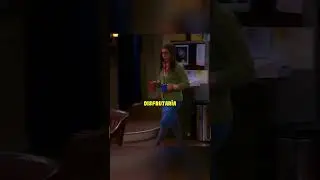 Sheldon: ella tiene 93 a&ntilde;os. 😁 #shorts