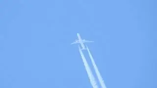 Korean Air Boeing 777 HL7784 : Seoul - Paris