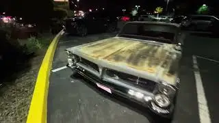 Замечен классический автомобиль