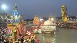Haridwar m maa ganga aarti darshan 🙏🏻🙏🏻@sachinmann1 @ritusharma1730