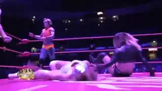 Zeuxis Knocksout opponent with Package Piledriver