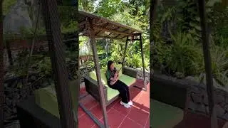 What makes the NOAH swing chair special? #swingchair #outdoorliving #homedecor #SpaceWithStyle