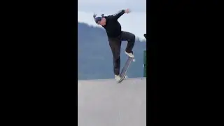 Jake Wooten - Frontside 360 Blunt To Pivot