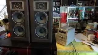 Vintage Acoustic Research AR94s Floor Speakers