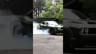 700HP Loses to THIS on a Racetrack 🤯#shorts