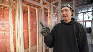 Мы закончили возводить каркас дома.