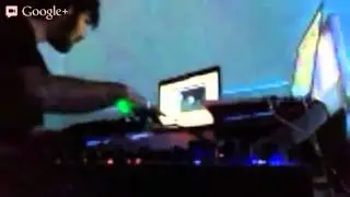Live Alex Smott