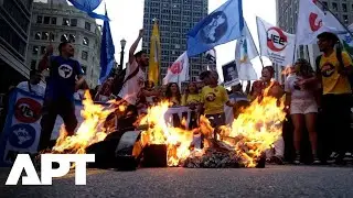 Students in Sao Paulo Set Trash On Fire Demanding Free Transport, Warn &lsquo;Working-Class Lives At Risk&rsquo;