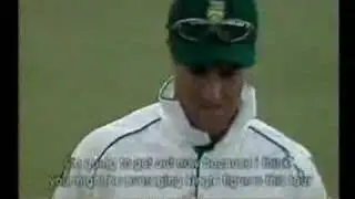 Mark Boucher (Sth Africa) Sledges Tatenda Taibu (Zimbabwe)