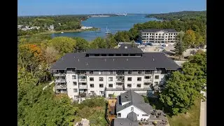 Upscale Corner Condo on the Harbour