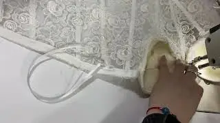 Uno de los pasos más importantes y poco complicada es la unión de la copa a nuestra base del bustier