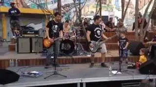 DESERDADOS - 1977 (ao vivo no Hardcore nas Ruas 19/07/2015)