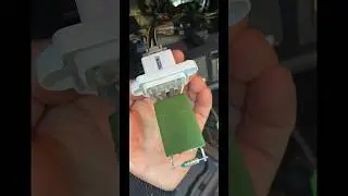 Ford Focus MK2 Heater Motor Fan Blower Resistor change #fordfocus  #ford #cars #focus