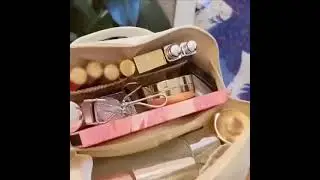 Trousse de Maquillage & Toilette 2 en 1.