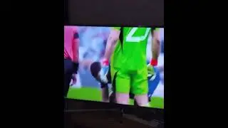 [Netflix] Emi Martinez joking with Mbappe before his penalty. #football