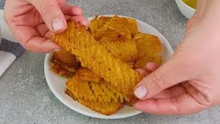 Crispy accordion potatoes: a delicious side dish to prepare in minutes!