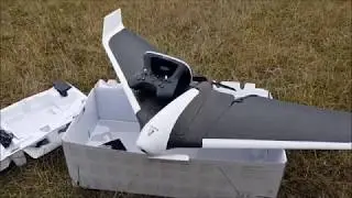 (very) Short unboxing of Parrot Disco and 1st Flight 2018