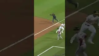 No Look Between The Legs 😳