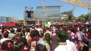 Sunburn arena holi 2019 Dj snake
