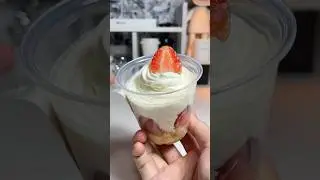 ขนมสตรอว์เบอรี่ Lawson108