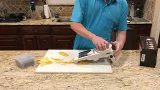 Mueller Austria Mueller Multi Blade Adjustable Mandoline Cheese/Vegetable Slicer, Cutter, Shredder w
