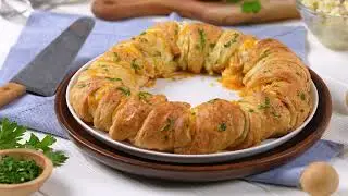Tasteful Selections Cheesy Potato & Herb Pull Apart Bread