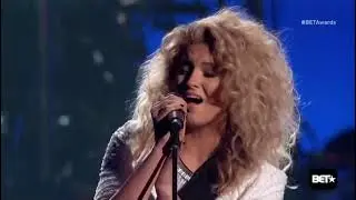 Tori Kelly - Who's Lovin' You (Tribute For Smokey Robinson)