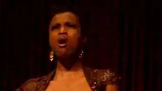 JoAnna Ford sings Il pleure dans mon coeur