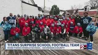Tennessee Titans surprise middle school football team
