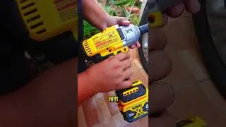 Llave de impacto Dewalt DCF900P1